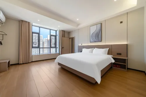 Lianjiang Sunshine Smart Hotel (Tangpeng Town No.1 Middle School)