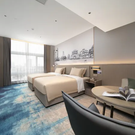 Yasfeir Hotel (Wuzhou South High-speed Railway Station, Canghai Lake, Fozidian Branch)