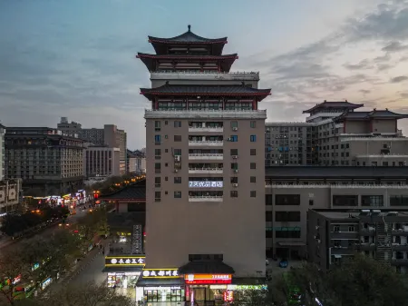 7 Days Premium Hotel (Xi'an Railway Station Subway Station) Отели рядом со станцией Xi'an Railway Station