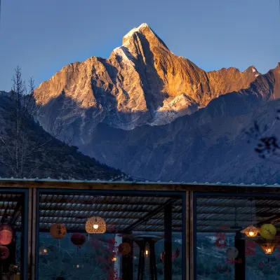 Siguniang Mountain and other winds come to the snow mountain B&B Hotels in Xiaojin County