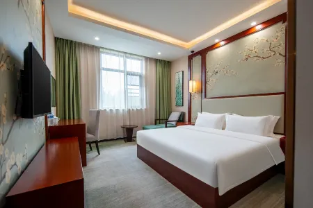 Huangmei new south street hotel Отели в г. Хуанмэй