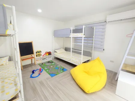 Kiddie Hostel Unit 30B-kids and pets friendly