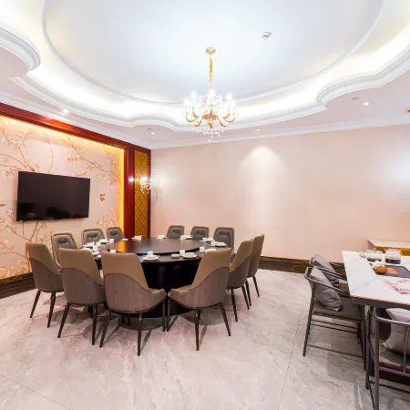 Lijing Peninsula Hotels