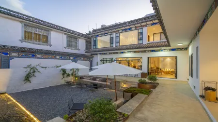 Floral Hotel · Jiyisi Xiangju Art Hotel Отели рядом с достопримечательностью «The sand village»