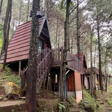 Alas Pacet Syariah by TwoSpaces, Mojokerto Hotels near Outbound Pacet