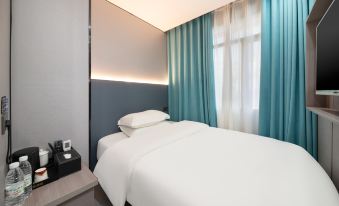Kaisheng Hotel