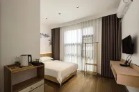 Nuanyunjian Homestay (Sanxia Airport) Hotels near Honggang Wharf
