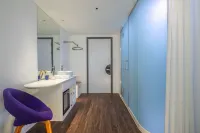 Tru by Hilton Ha Long Hon Gai Centre