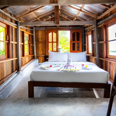 River Nest Hostel