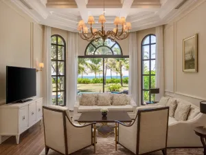 Melia Vinpearl Cam Ranh Beach Resort