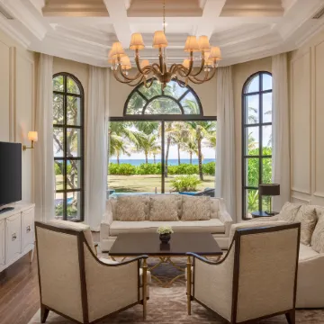 Melia Vinpearl Cam Ranh Beach Resort