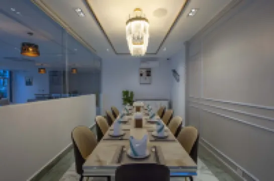 Amana Hotel & Residences