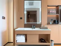 โรงแรมนานาชาติอูซี่