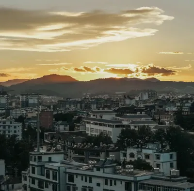 Pu'er Kingman Hotel