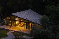Fall in Love with Nujiang · Secret Bay | Hidden Land Mountain Forest Style · Luxury Aesthetic Hotel - bar