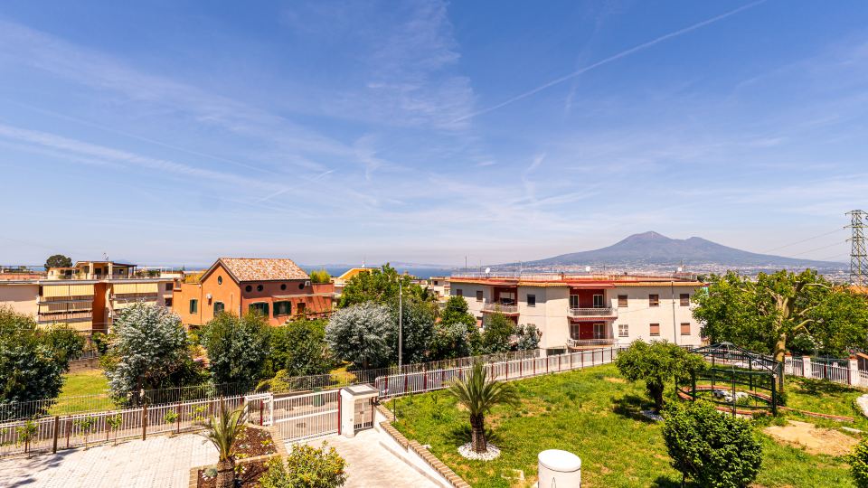 Floral Apartment