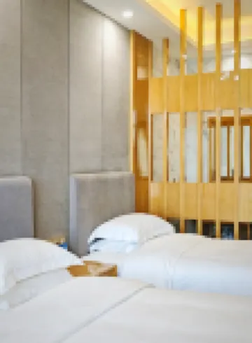 Usu Teyadan Hotel (Water Yadan Geopark)