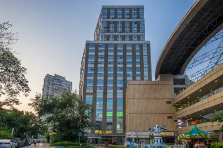 Jubeile Homestay (Anshan Xincun Subway Station Branch)