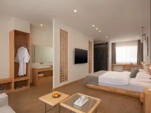 mountain east hotel