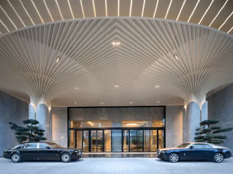 Wyndham Grand ShenzhenGuangming Отели рядом с достопримечательностью «Guangming Mass Sports Center»