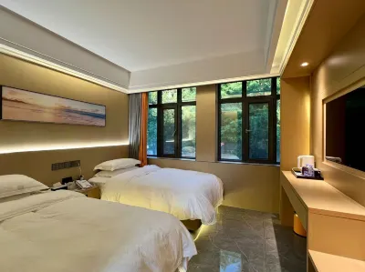 Ruixin Boutique Hotel (Xiangshan Bieyuan) Hotels near Sumadang