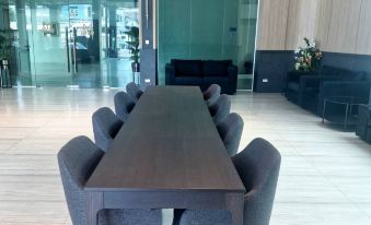 Mayflower Grande Suite Hotel