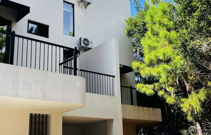 Limu Elegant House · Life Light Luxury Design Resort Guesthouse (Gejiu Shadian Grand Mosque Branch)