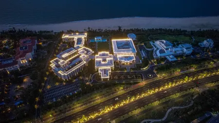 WEST COAST HOTEL Отели рядом с достопримечательностью «Jinshawan Coastal Park»