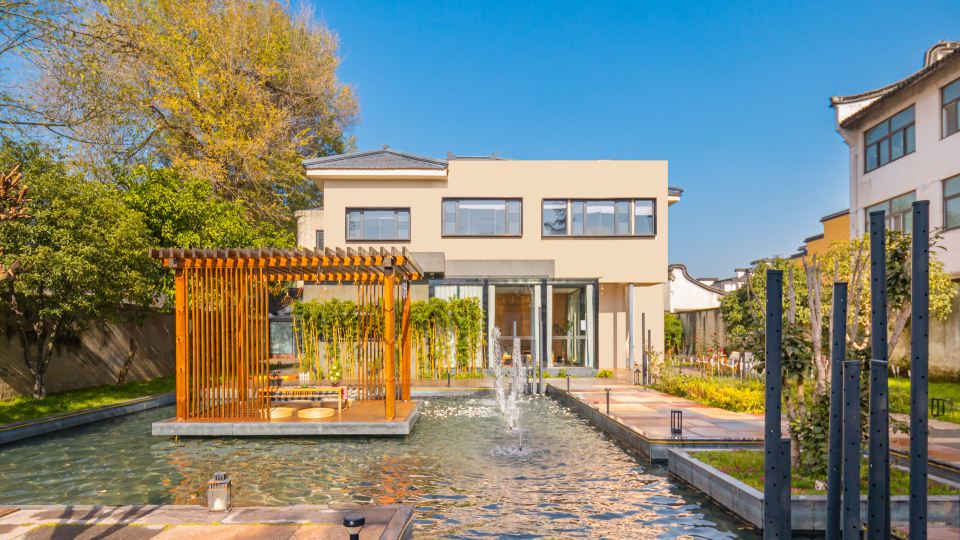Floral Hotel·Wuzhen Mushe Shiguang Hot Spring hotel