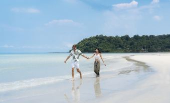 High Season Pool Villa & Spa