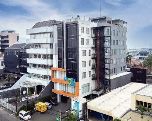 Front One Boutique Hotel Taman Anggrek Hotels near Wisma 77