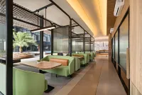 Model J Hotel BSD Carstensz - Kuntosalit