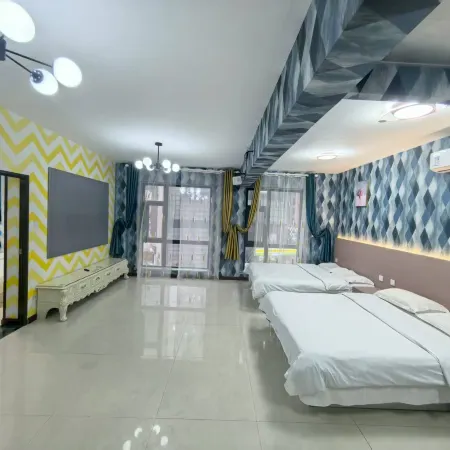 Huizhu Hotel (Baicheng Railway Station)
