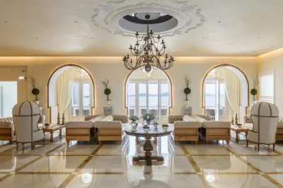 Saint John Hotel Villas & Spa Отели рядом с достопримечательностью «Aegean Maririme Museum»