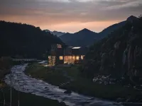 Rehe Valley Homestay Center