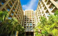 Haizhong Hotel (Sanya Bay Coconut Dream Corridor)