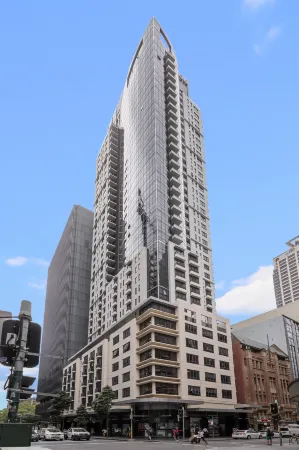Meriton Suites Pitt Street