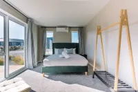 Tekapo LupinFaves Hoilday House