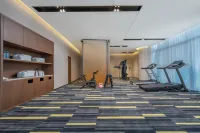 Howard Johnson Club Hotel Dongfang - Gym