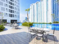 Rivergate Central Hotels near Russian Market