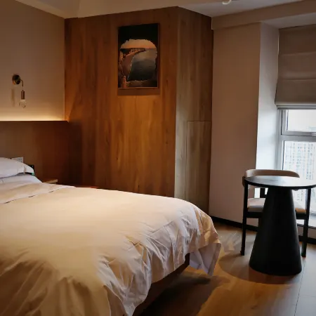 XIAOMANJIA HOTEL（Xinchang Grand Buddha  Ocean City Branch）