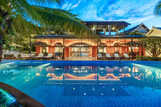 Manyo  Garden  Hotel