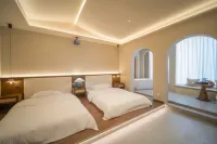 Huqishanshu Villa (Dongjiang Lake Scenic Area)