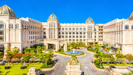 Merlinhod Hotel Отели рядом с достопримечательностью «Chenyong Park»