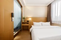 Elong Wanguo Hotel (Dalian Jinma Road Light Rail Station Store) - 3-نجوم