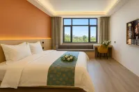 Bishkek Crystal Luxury Smart Hotel (Ala-Too Square Branch)