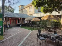 Quwan No.4 Independent Courtyard Homestay (Beihai Fengjia River Wetland Park) Hotels in Mangrove Ecological Tourist Area/Garden Expo