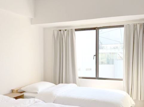 JR Shin-Osaka East Gate 65ft GAOJI INN