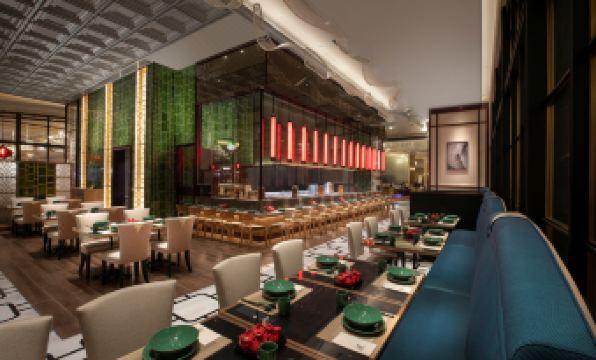 The Parisian Macao