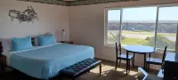 Coast Riders Inn - Beach